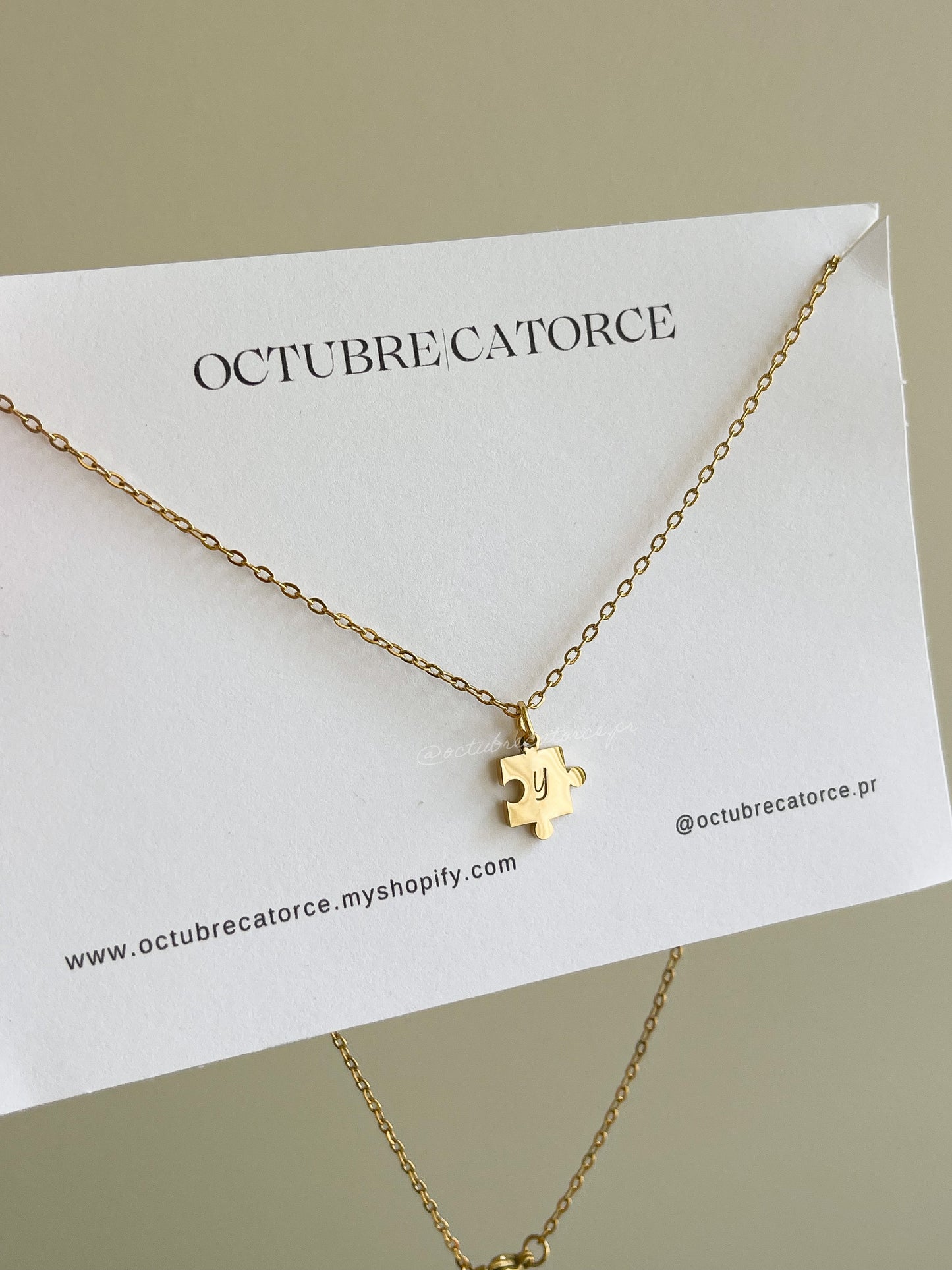 Mi Elemento Charm