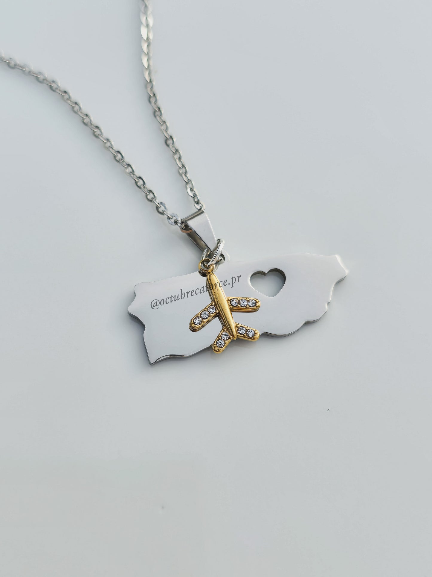 Mi isla Necklace