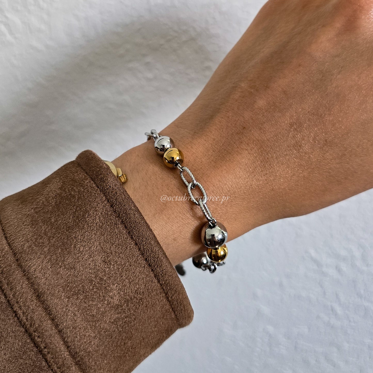 Beads and Link Bracelet- Dos Tonos