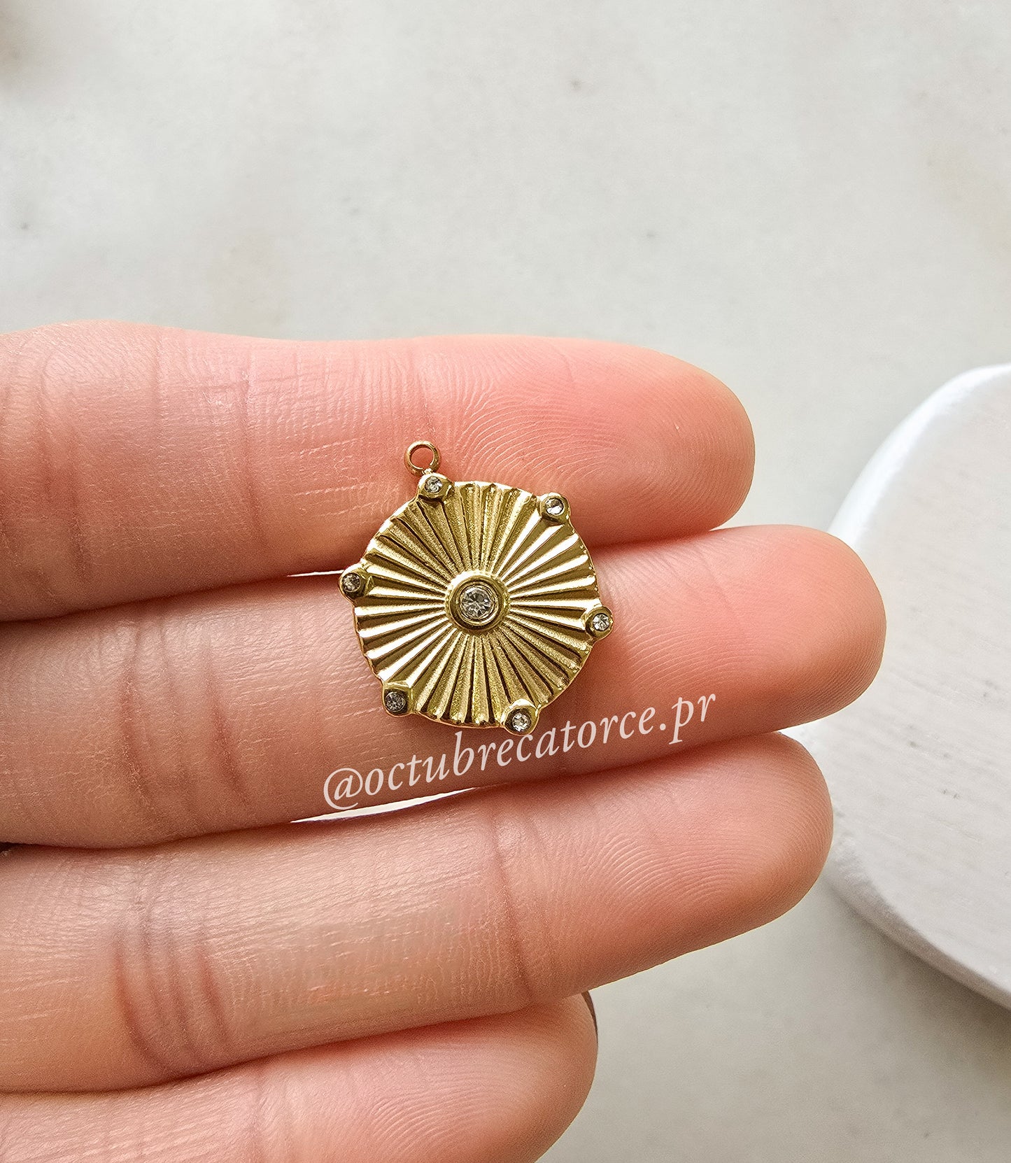 Royal Charm -Gold