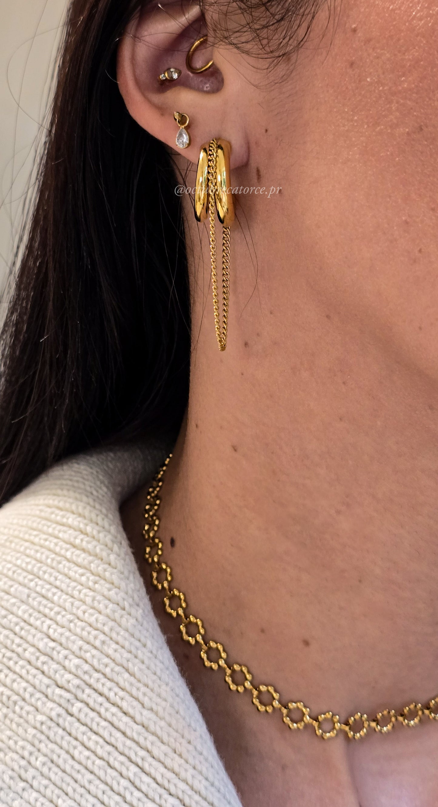 Moderna Dorada Hoops
