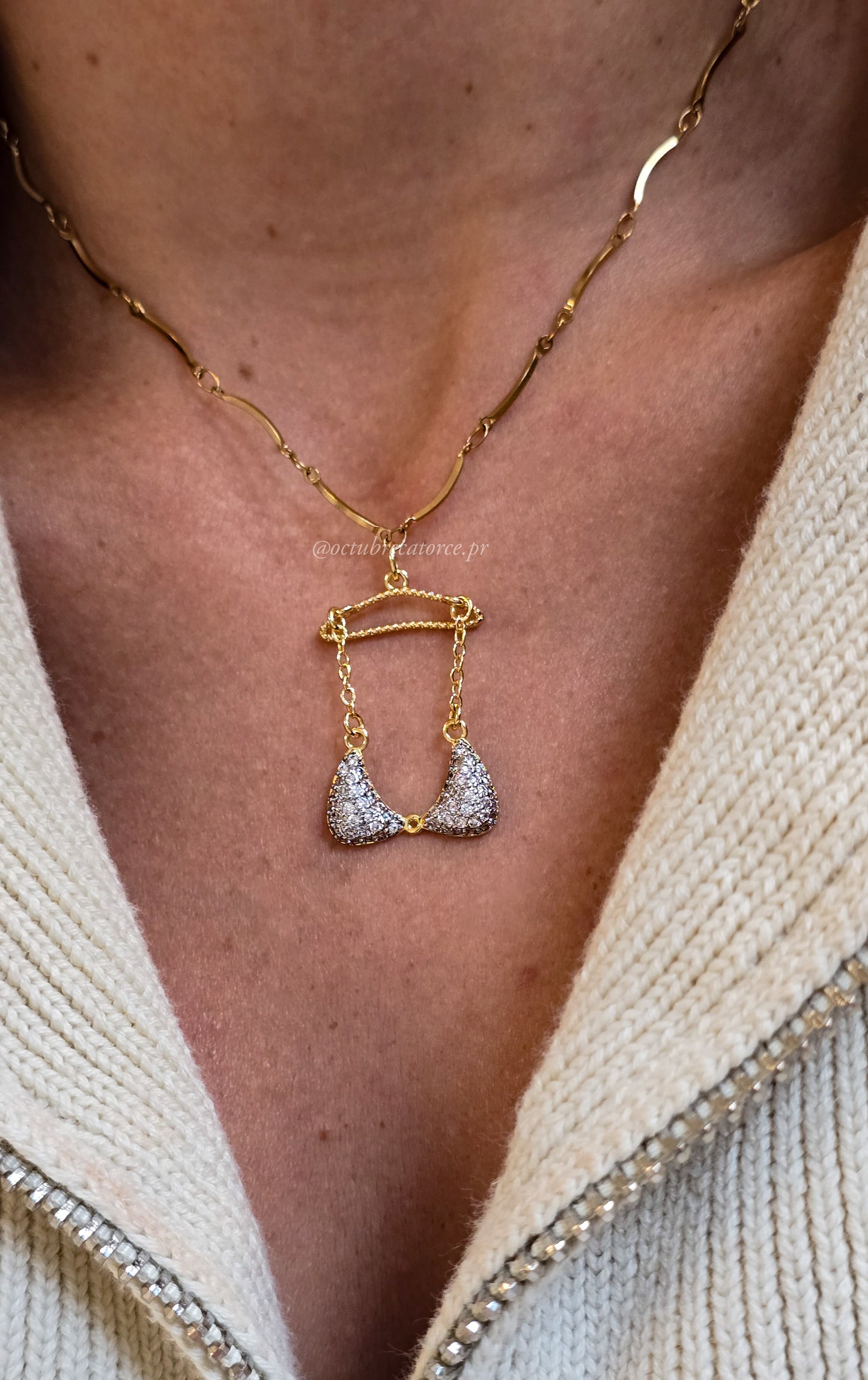 Victoria Rosa Necklace