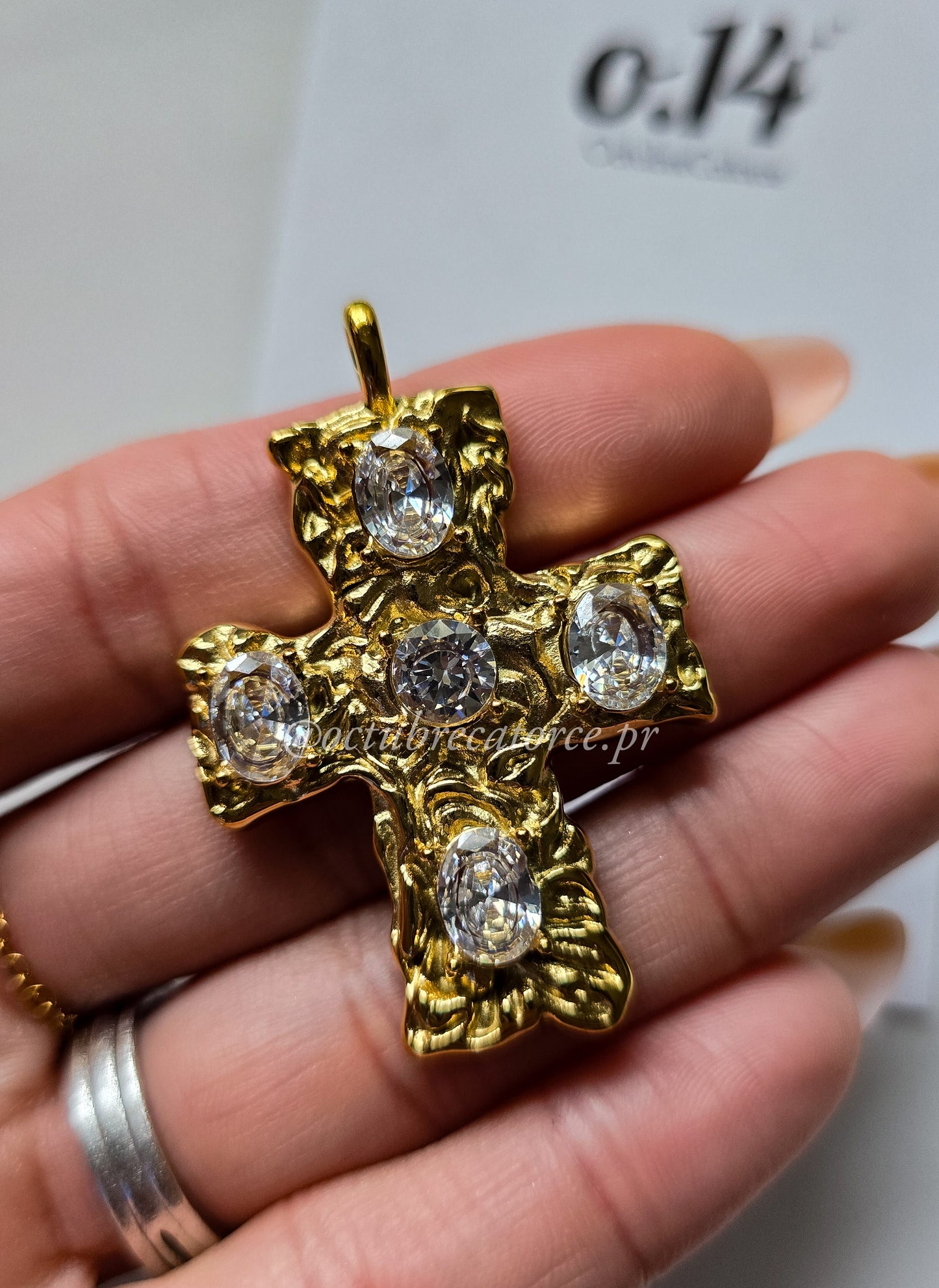 Distintiva Charm