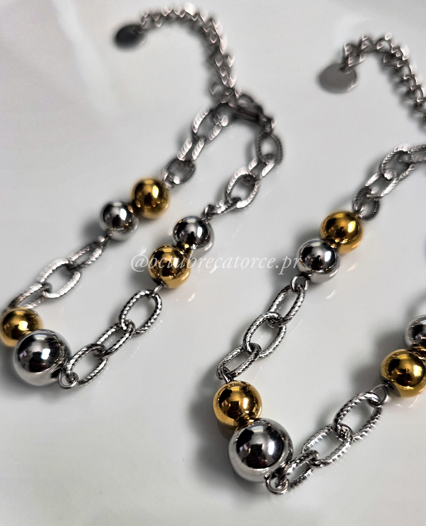 Beads and Link Bracelet- Dos Tonos