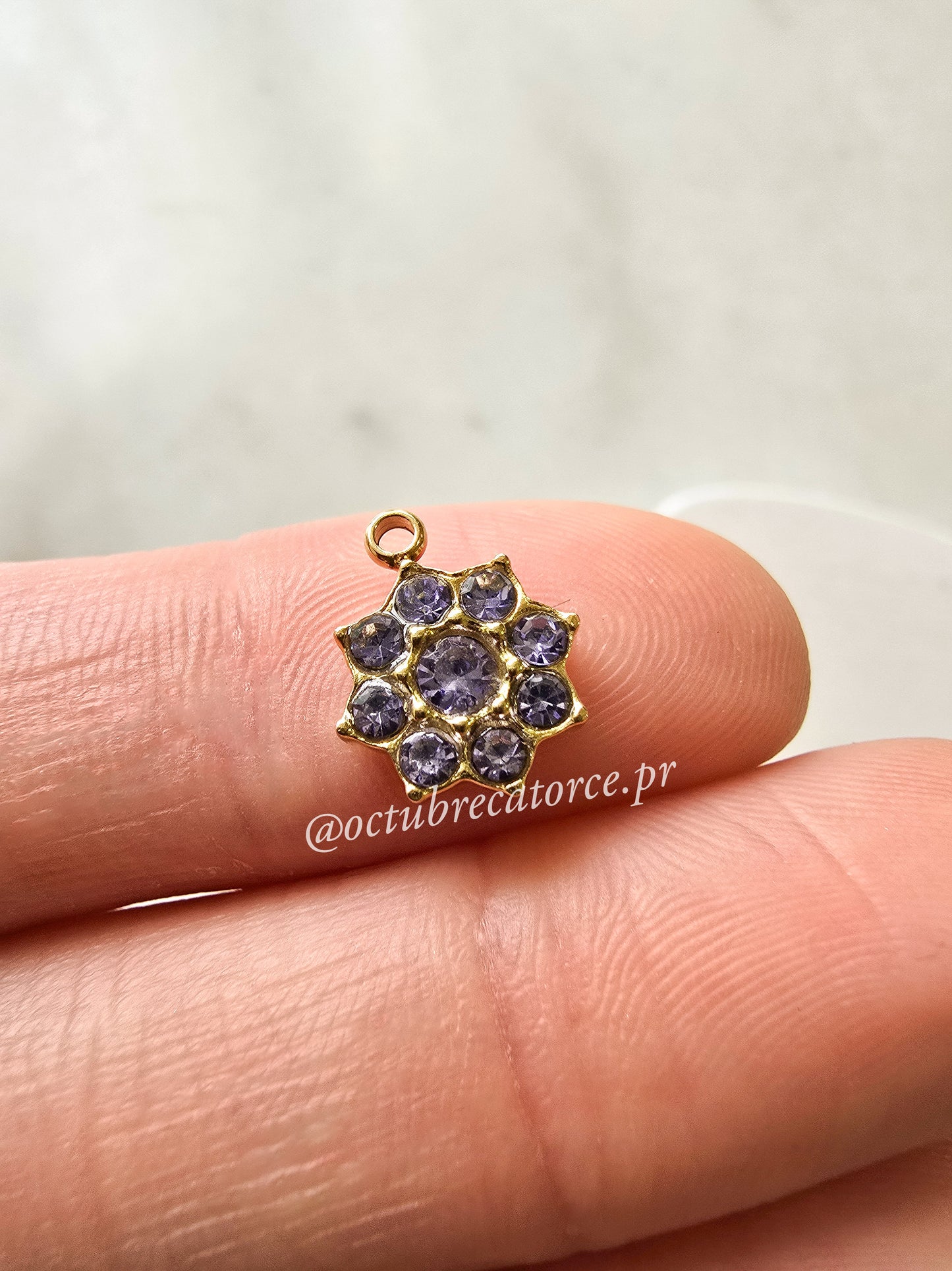 Púrpura Charm