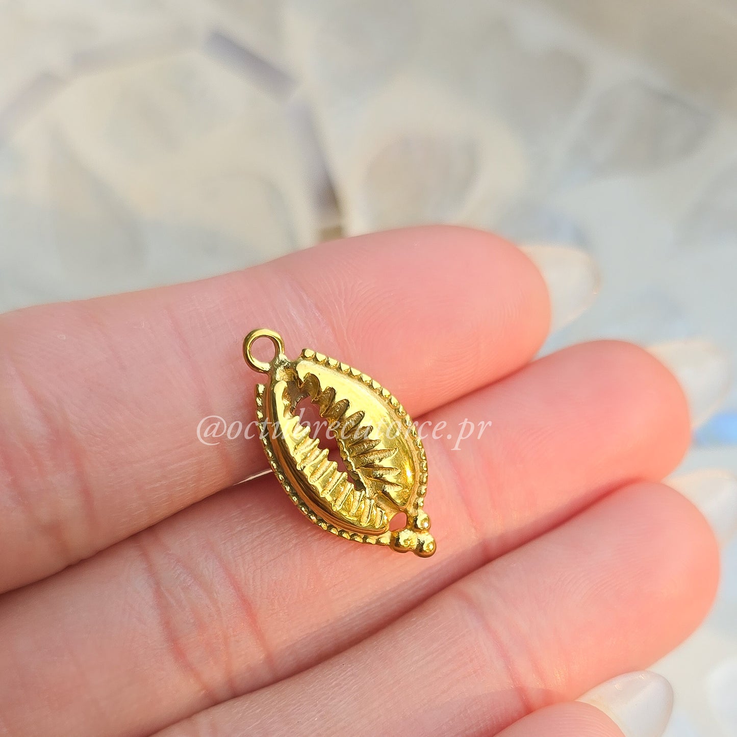 Shell Charm