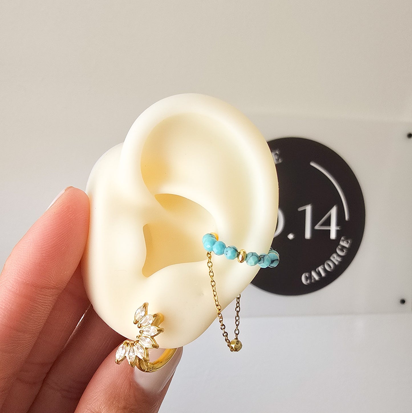 Natural Earcuff