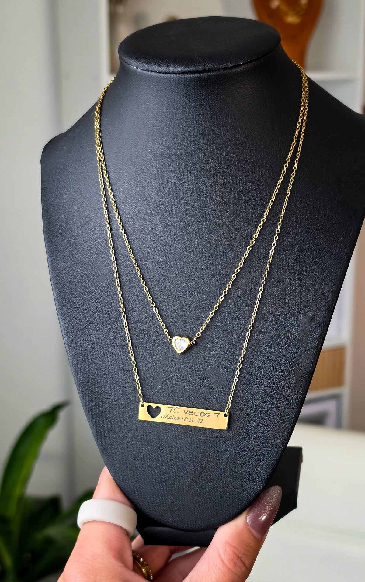 70 veces 7- Necklace