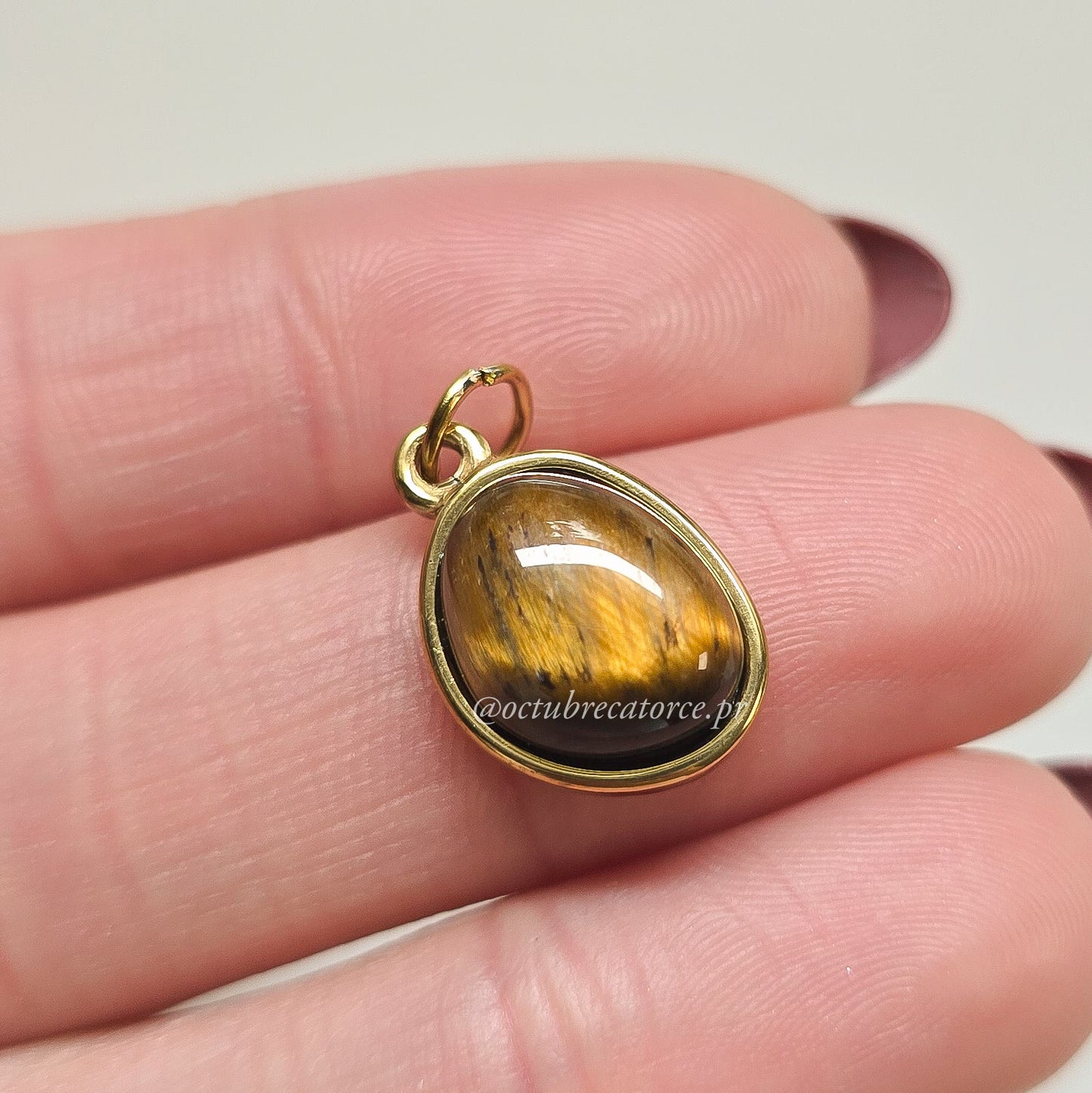 Ojo de Tigre Charm