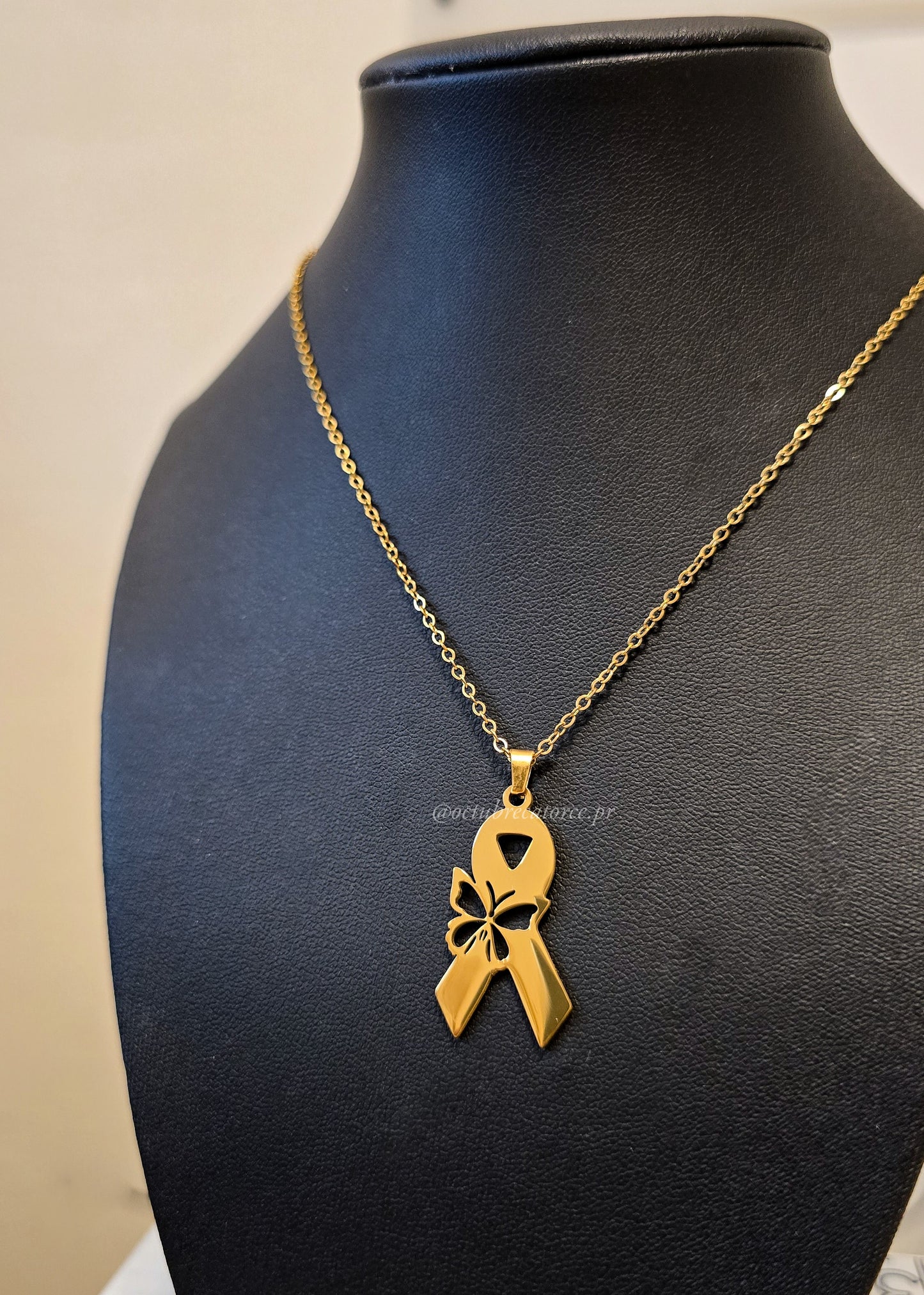 Alas de Esperanza Necklace