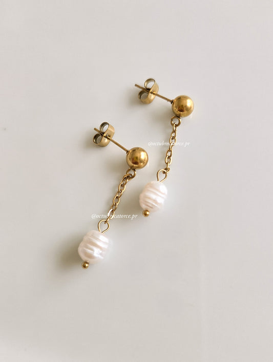 Freshwater Pearl Earrings