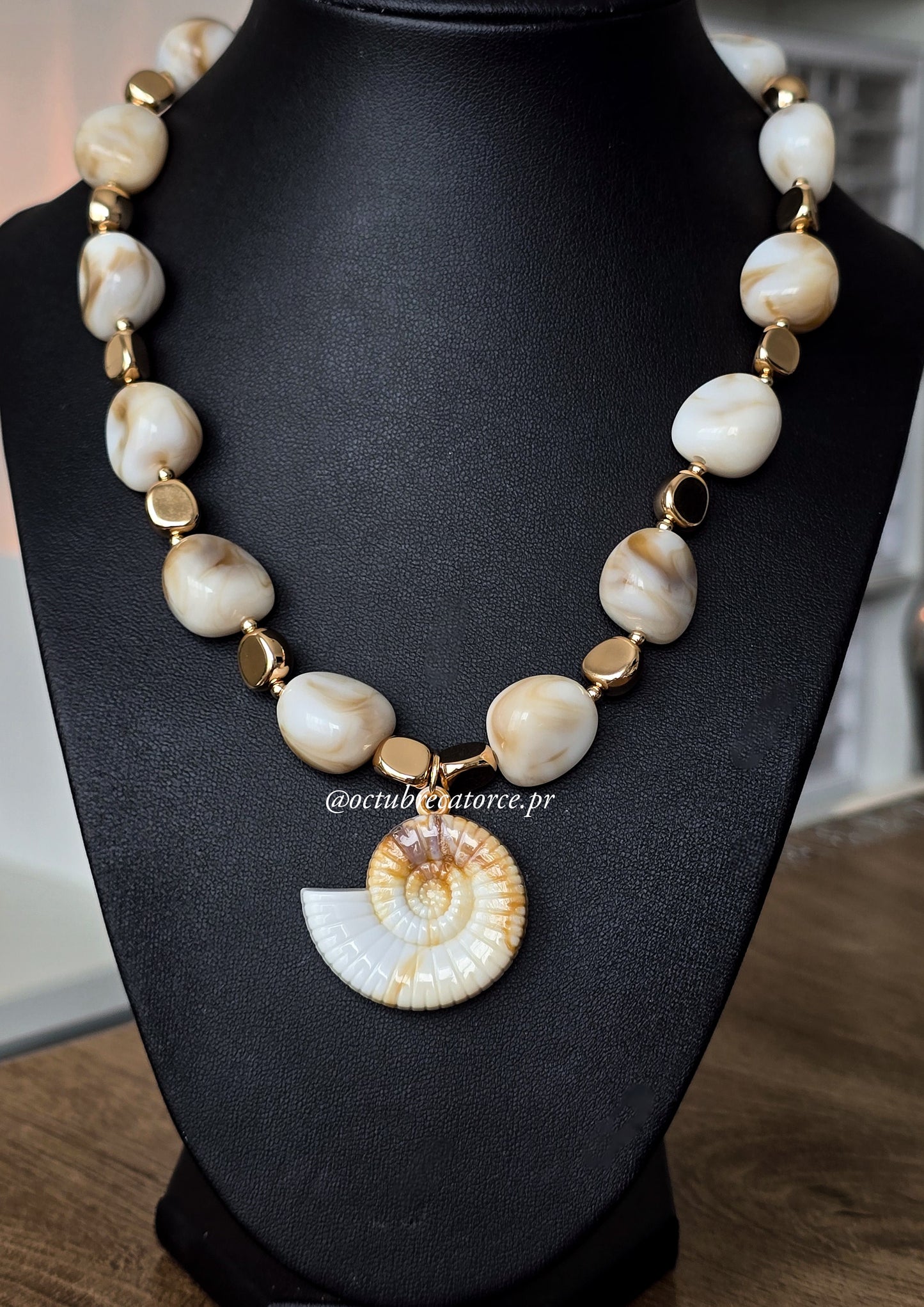 Caracol Necklace