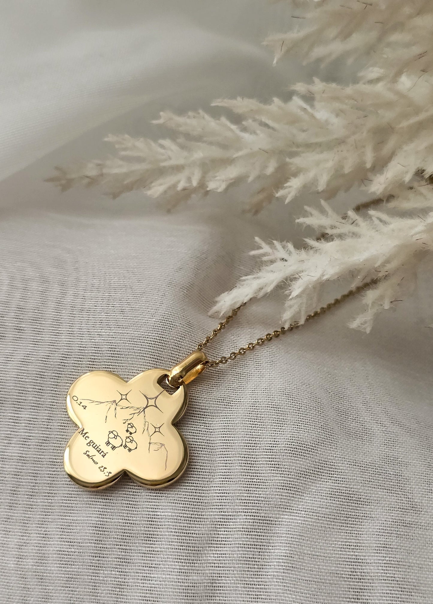 Me guiará Necklace