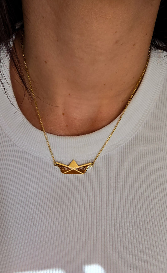 Barquito de Papel Necklace
