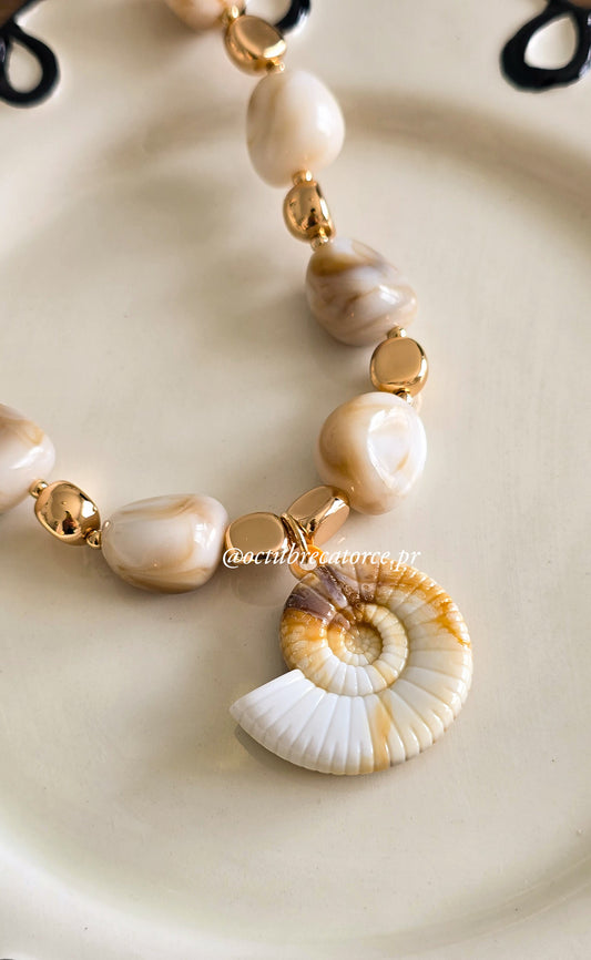 Caracol Necklace