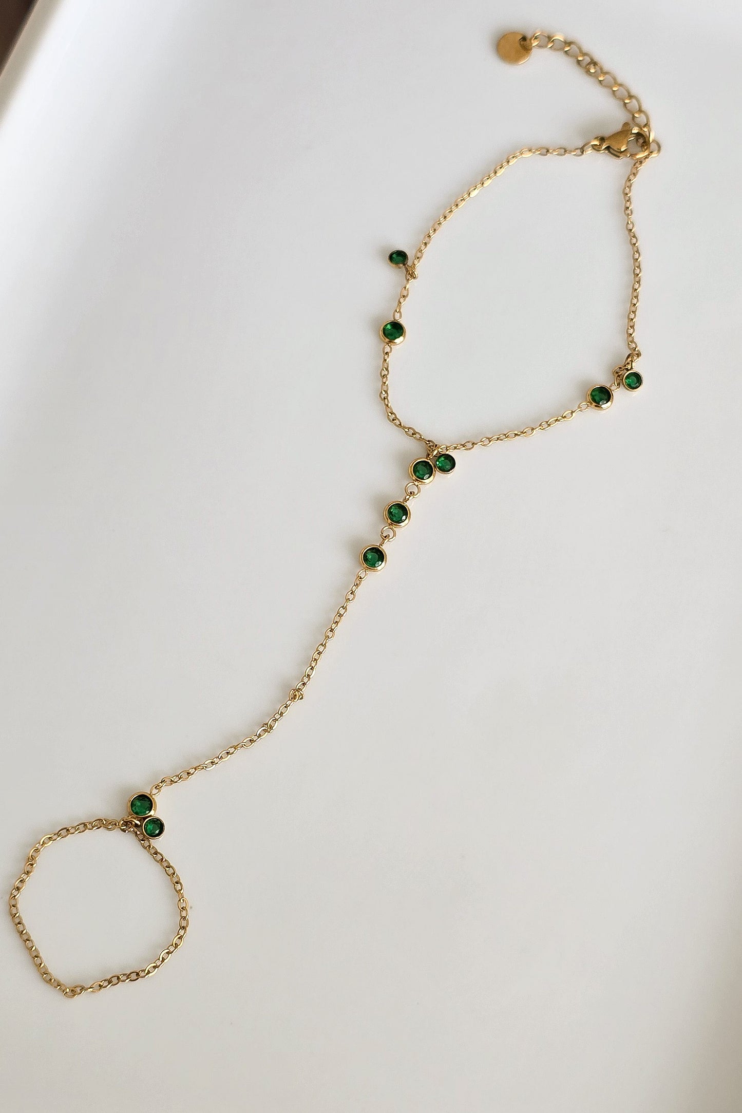 Esmeralda Hand Chain
