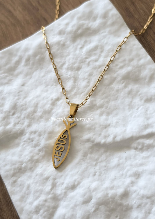 Jesús Necklace