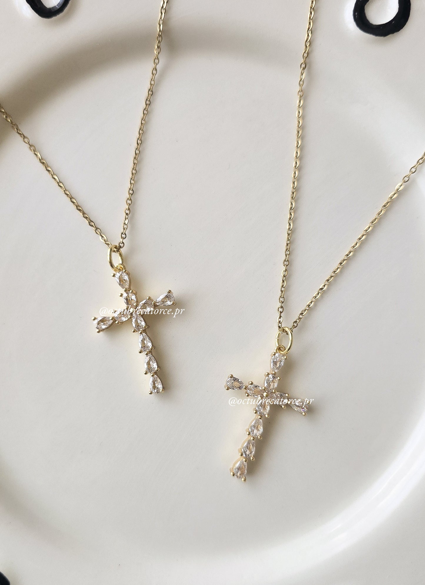 Fe Necklace
