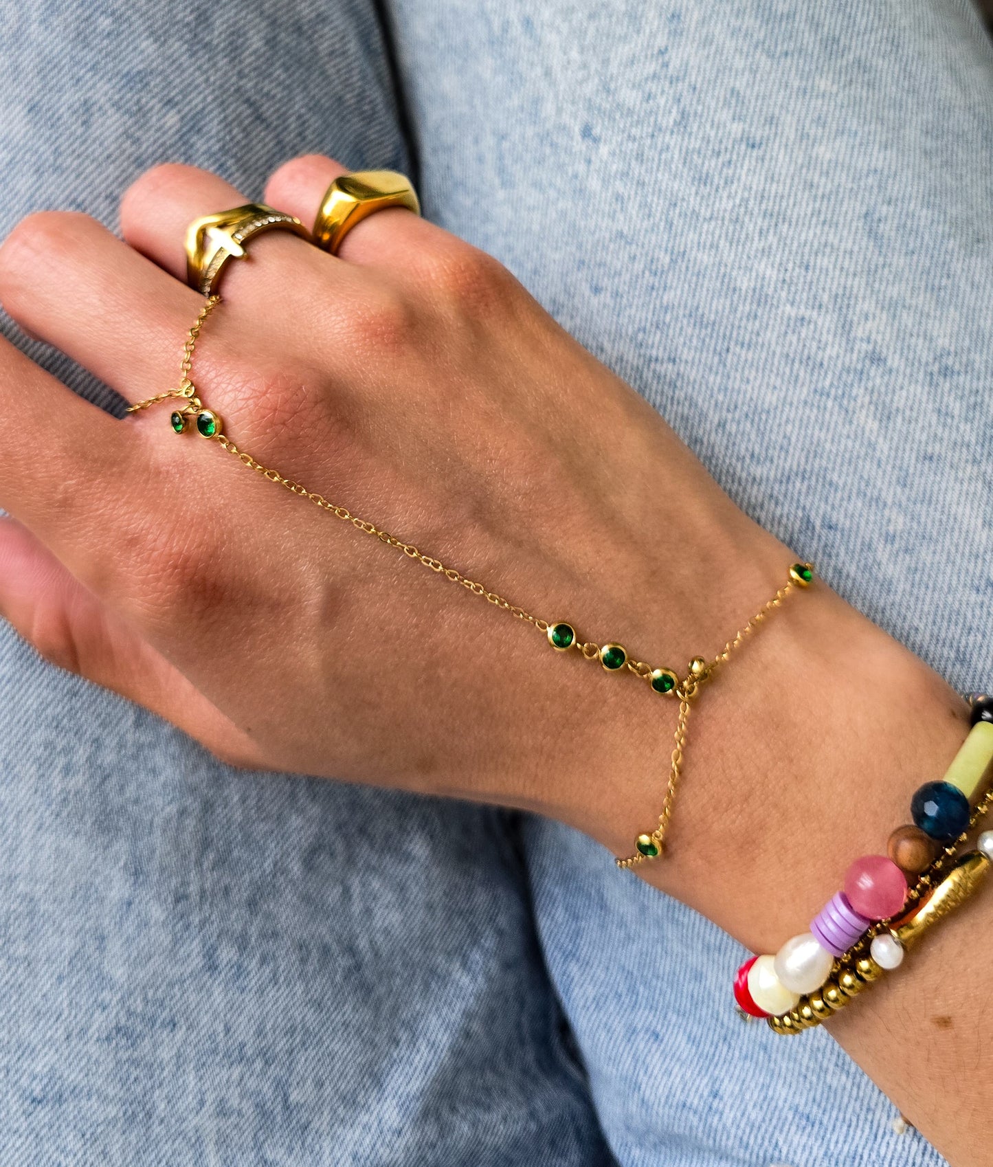 Esmeralda Hand Chain