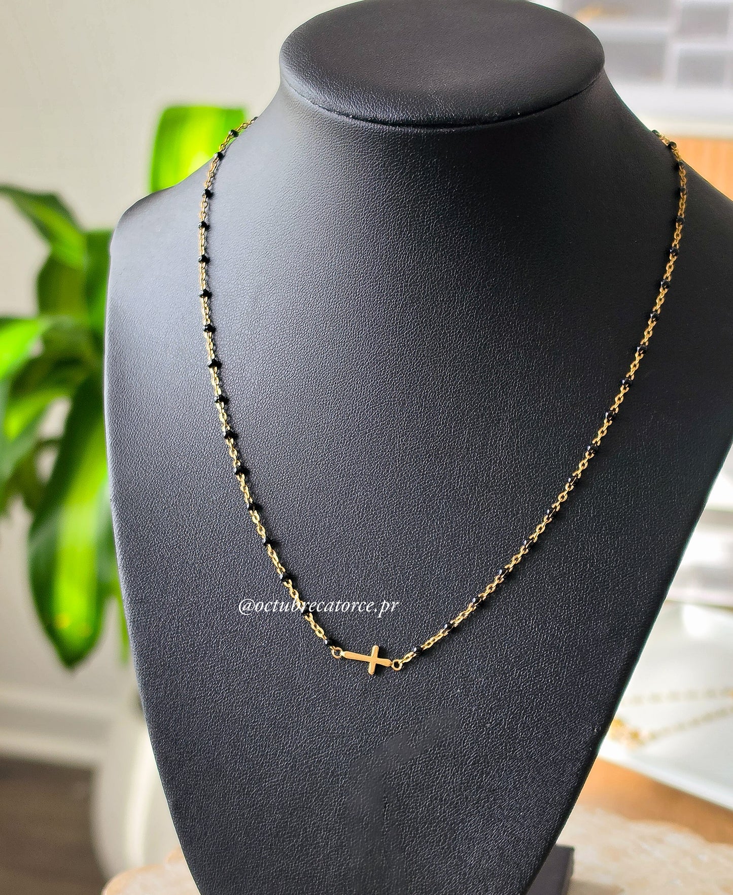 Fe Necklace