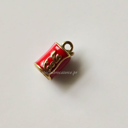 Cola Charm